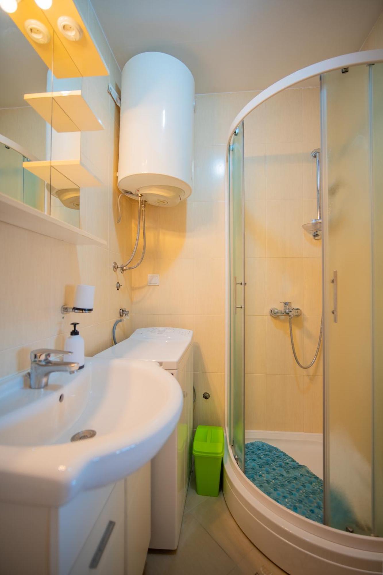 Apartman Centar ติวัต ภายนอก รูปภาพ